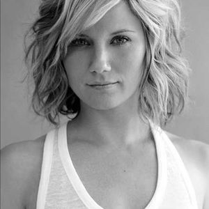 Meet your Posher, Connie